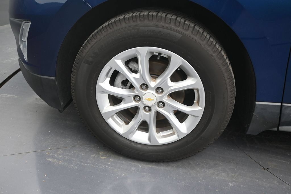 Used 2020 Chevrolet Equinox LT FWD image 9