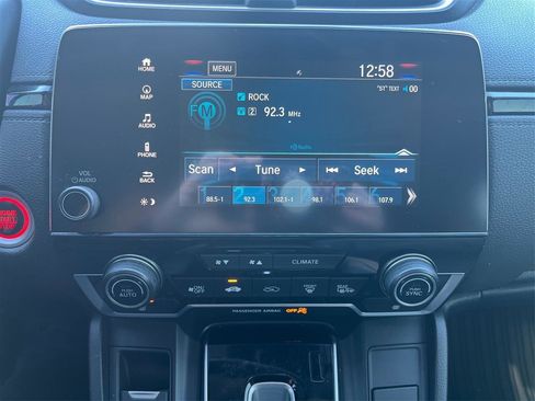 Used 2018 Honda CR-V Touring image 19