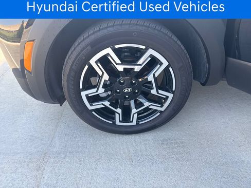 Certified 2025 Hyundai Santa Cruz Limited AWD/4WD image 34