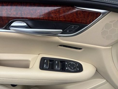 Used 2019 Cadillac XT5 Luxury AWD/4WD image 19