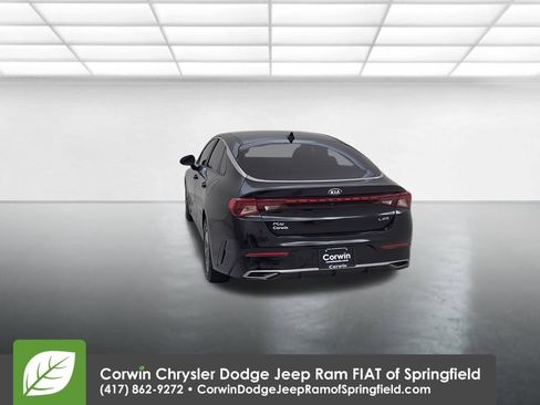 Used 2021 Kia K5 LXS image 12