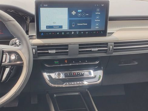 Certified 2024 Lincoln Corsair AWD w/ Equipment Group 101A image 25