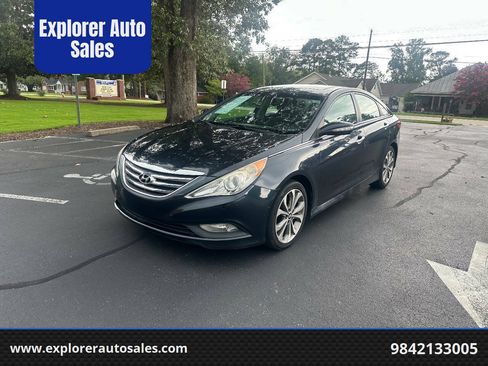 Used 2014 Hyundai Sonata SE w/ Premium Package 03 FWD image 1