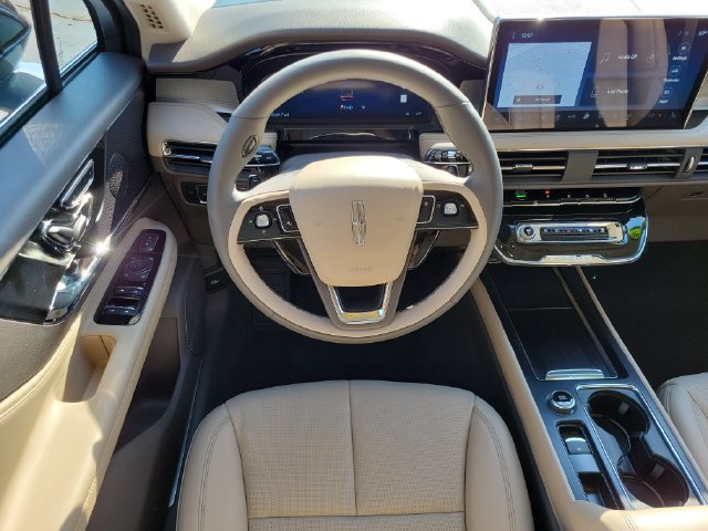 Used 2024 Lincoln Corsair FWD w/ Equipment Group 101A image 27