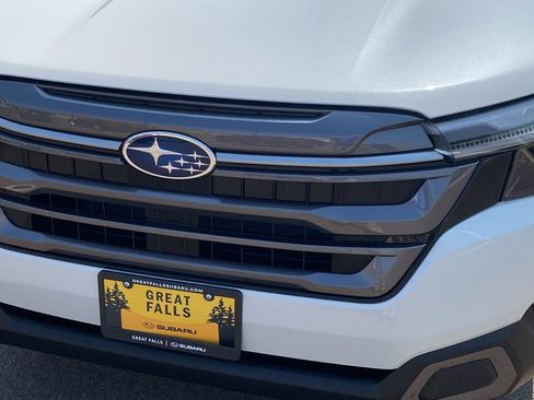 Used 2025 Subaru Forester Limited image 9