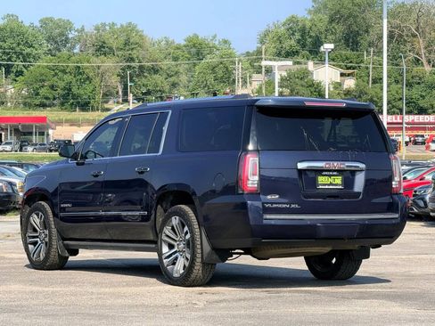 Used 2019 GMC Yukon XL Denali w/ Denali Ultimate Package AWD/4WD image 2