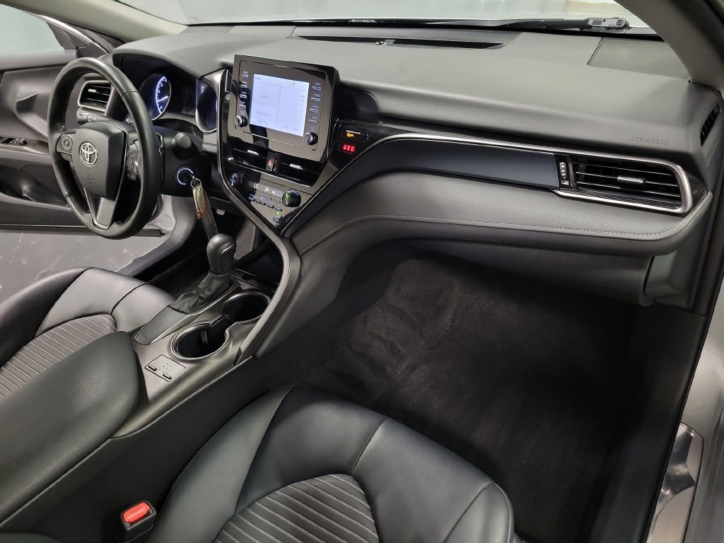 Used 2024 Toyota Camry SE FWD image 31