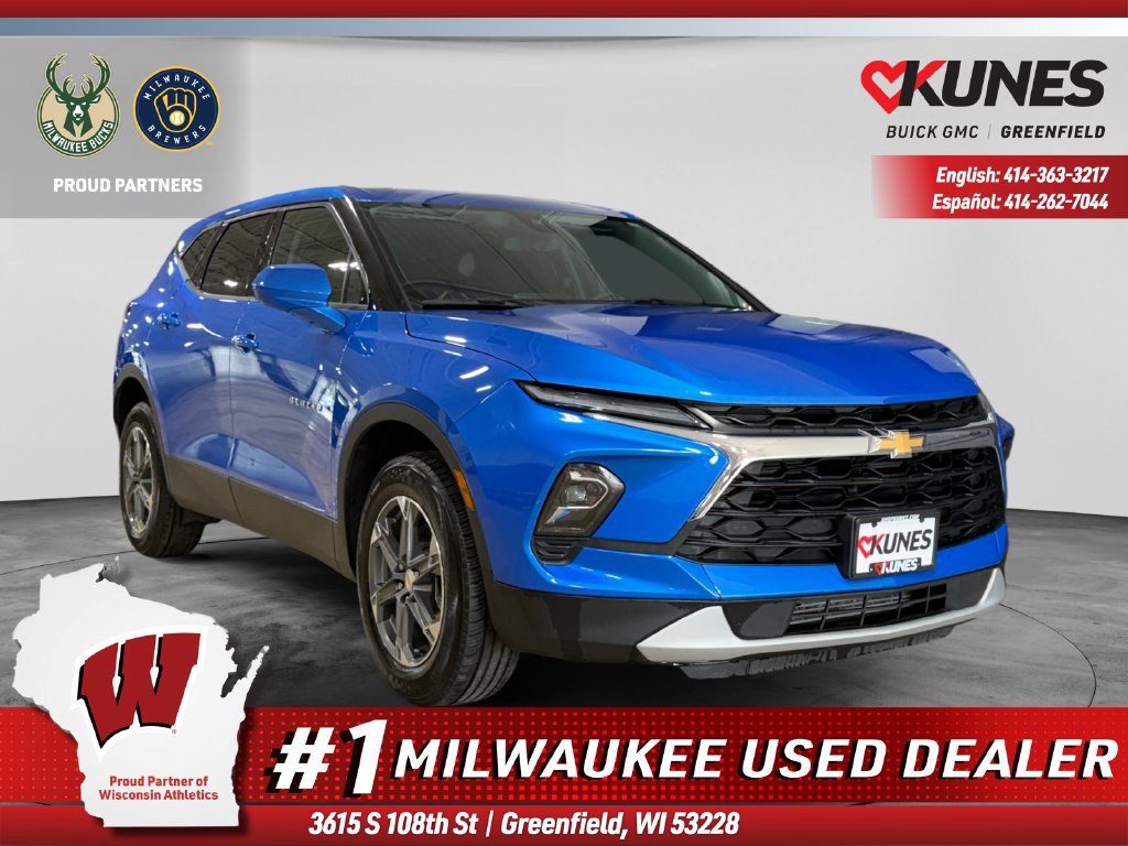 Used 2025 Chevrolet Blazer LT FWD image 1