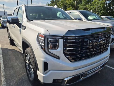 Used 2024 GMC Sierra 1500 Denali Ultimate AWD/4WD image 15
