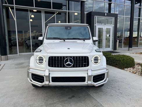 Certified 2019 Mercedes-Benz G 63 AMG 4MATIC image 2