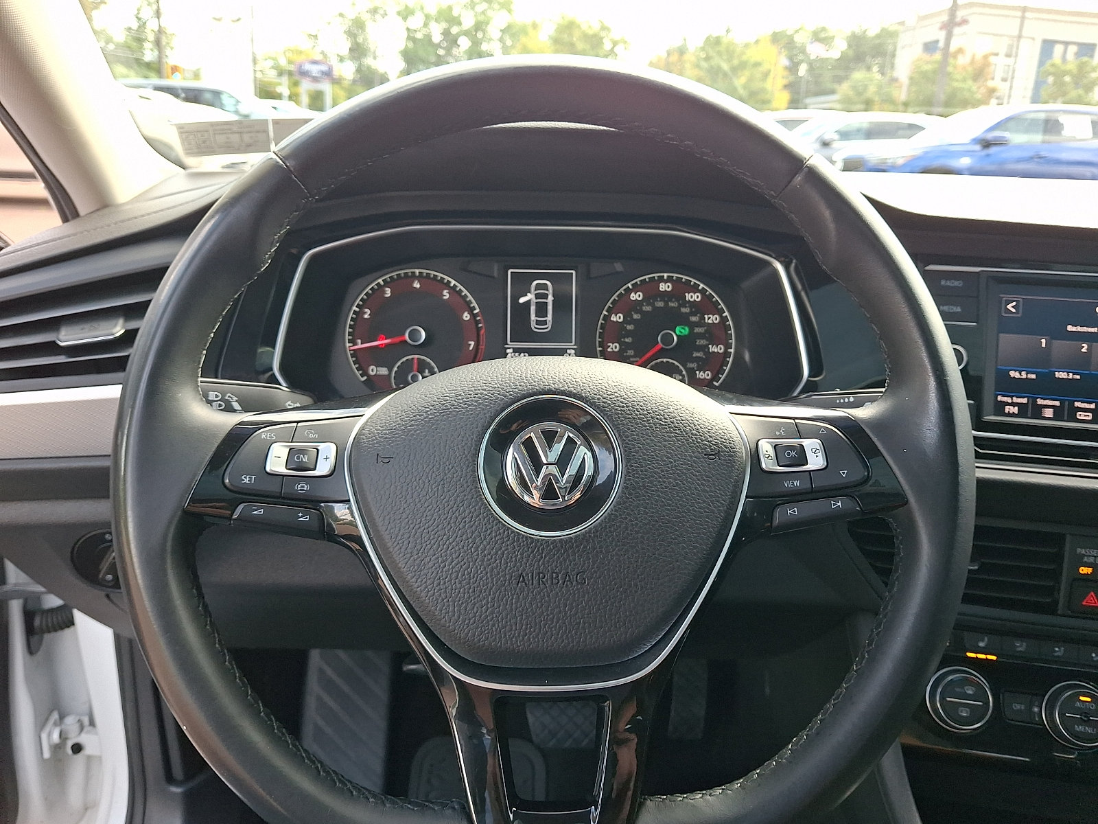 Used 2019 Volkswagen Jetta SE FWD image 19