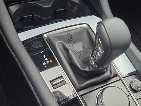 New 2026 MAZDA MAZDA3 Hatchback w/Premium Plus Pkg image 27