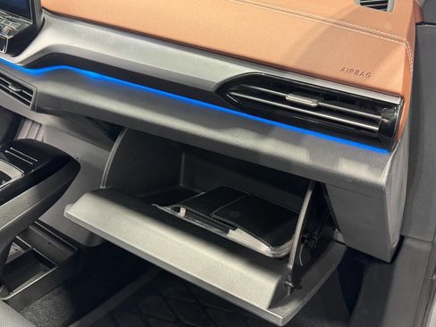 Used 2021 Volkswagen ID.4 Pro S w/ Gradient Package image 26