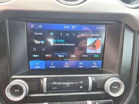 Used 2020 Ford Mustang Premium image 22