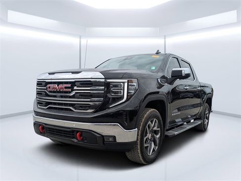 Used 2025 GMC Sierra 1500 SLT w/ SLT Premium Plus Package image 7