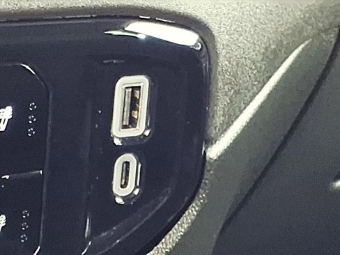 Used 2024 Chevrolet Silverado 1500 RST w/ Z71 Off-Road Package image 6