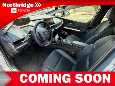 Used 2026 Toyota Prius XLE FWD image 5
