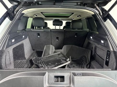 Used 2022 Land Rover Range Rover SE image 26