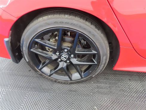 Used 2025 Honda Civic Sport image 6