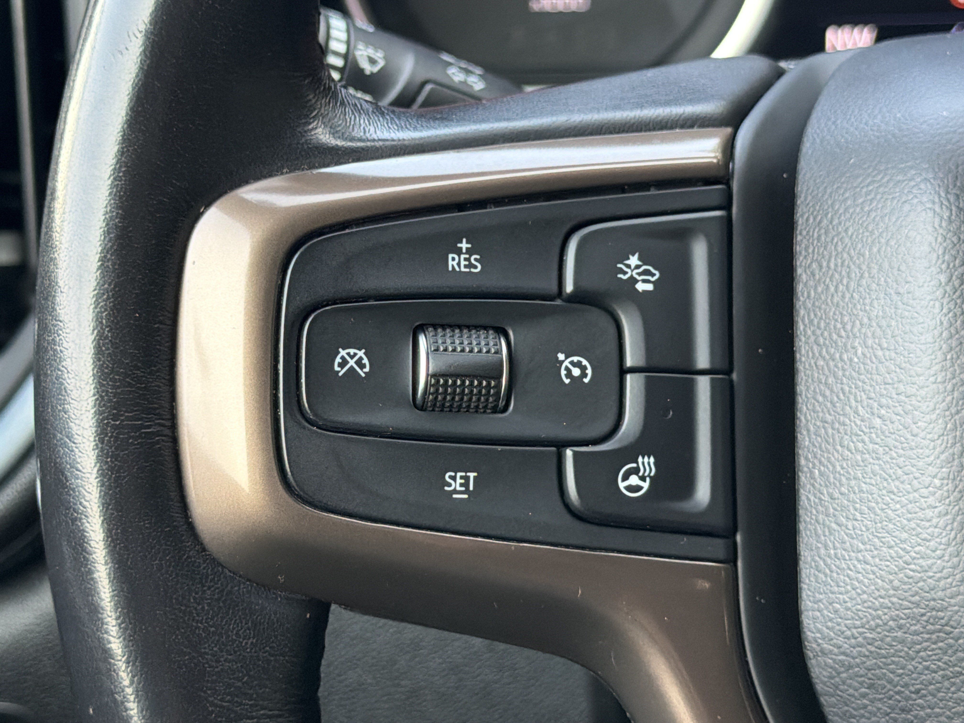 Used 2021 Chevrolet Silverado 1500 High Country w/ Technology Package AWD/4WD image 38