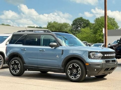 Used 2025 Ford Bronco Sport Outer Banks w/ Outer Banks Tech Package+ AWD/4WD image 32