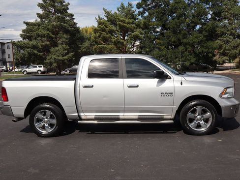 Used 2018 RAM 1500 Big Horn image 3