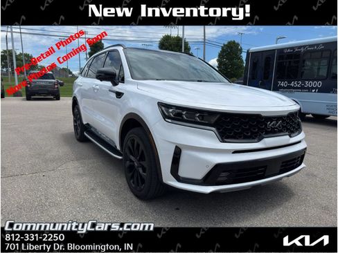 Used 2023 Kia Sorento SX AWD/4WD image 1