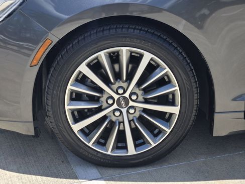 Used 2018 Lincoln MKZ Premiere FWD image 12