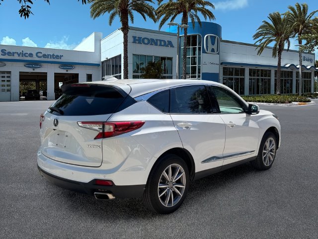 Used 2023 Acura RDX w/ Technology Package FWD image 5