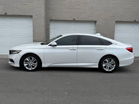 Used 2020 Honda Accord LX image 2