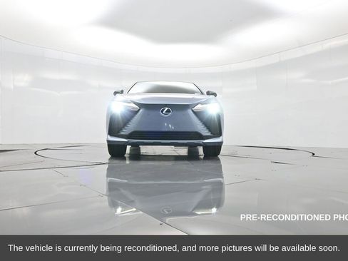 Used 2023 Lexus RZ 450e Premium image 46