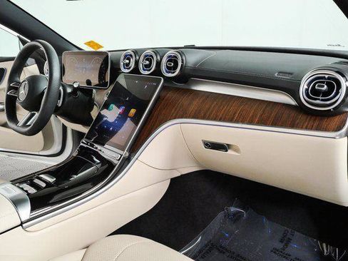 Used 2024 Mercedes-Benz CLE 300 4MATIC Cabriolet image 20