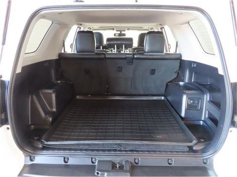 Used 2016 Toyota 4Runner SR5 Premium image 21