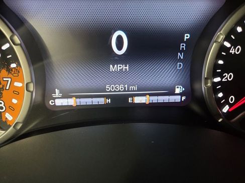 Used 2018 Jeep Renegade Trailhawk AWD/4WD image 23