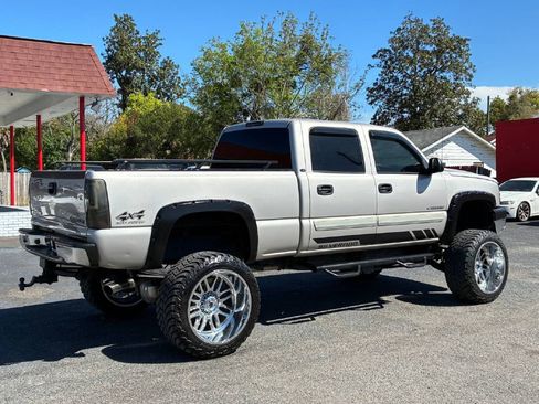 Used 2005 Chevrolet Silverado 2500 LS w/ Skid Plate Package image 6