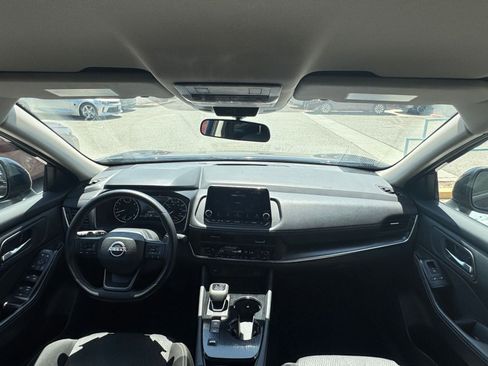 Used 2025 Nissan Rogue SV FWD image 35