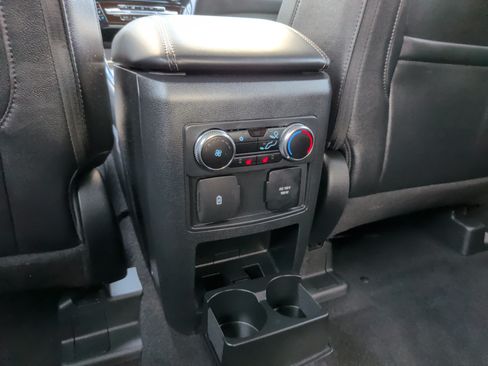 Used 2023 Ford Explorer Limited w/ Limited Technology Package RWD image 35
