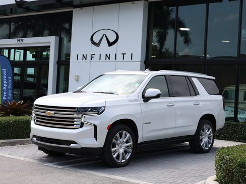 Used 2024 Chevrolet Tahoe High Country RWD image 1