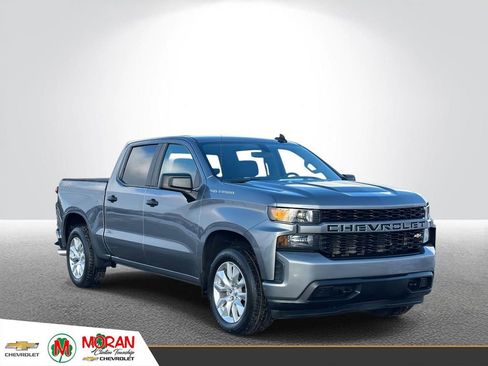 Used 2019 Chevrolet Silverado 1500 Custom w/ Custom Value Package image 1