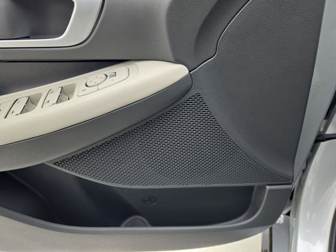 Used 2025 Hyundai Sonata SEL FWD image 15