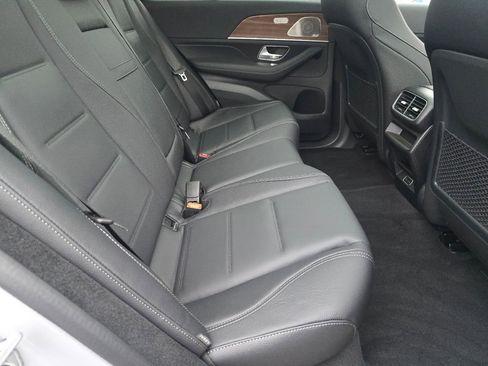 New 2026 Mercedes-Benz GLE 580 4MATIC image 17