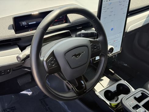Certified 2025 Ford Mustang Mach-E Select AWD/4WD image 21