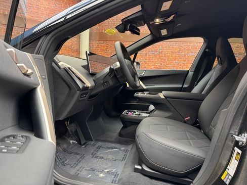 New 2026 BMW iX xDrive45 w/ Premium Package image 22