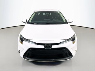 Used 2024 Toyota Corolla LE FWD video 2
