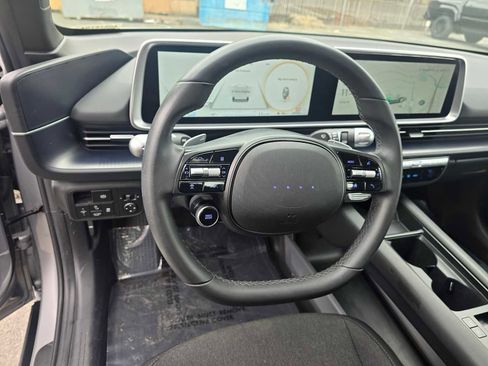 Used 2023 Hyundai Ioniq 6 SE RWD image 26