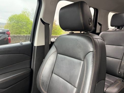 Used 2021 Chevrolet Traverse RS AWD/4WD image 21
