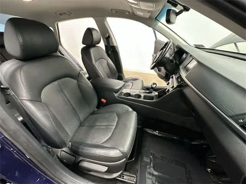 Used 2018 Kia Optima EX image 21