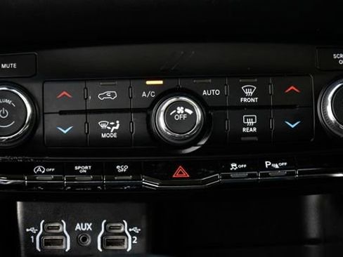 Used 2021 Dodge Durango SXT AWD/4WD image 21