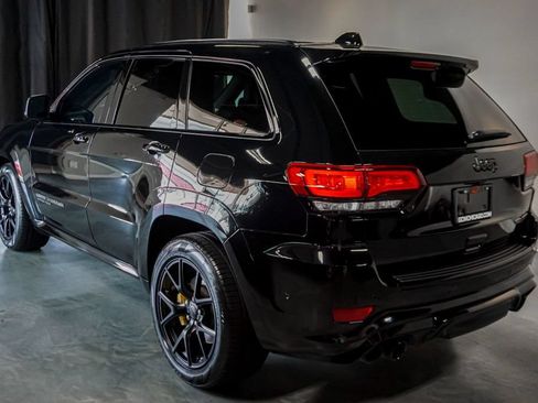 Used 2021 Jeep Grand Cherokee Trackhawk AWD/4WD image 37