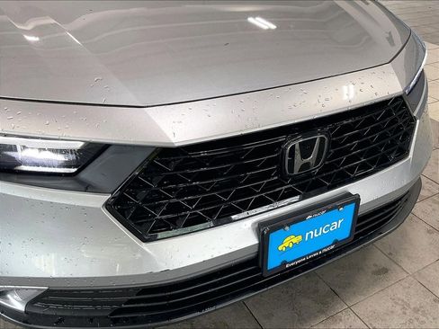 Used 2023 Honda Accord EX image 29